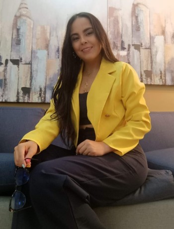 INGRID DAYANA CASTRILLÓN BENALCÁZAR